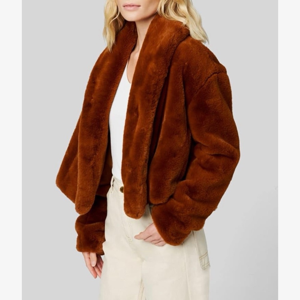 BLANKNYC Women's Faux Fur Coat size L—NEW